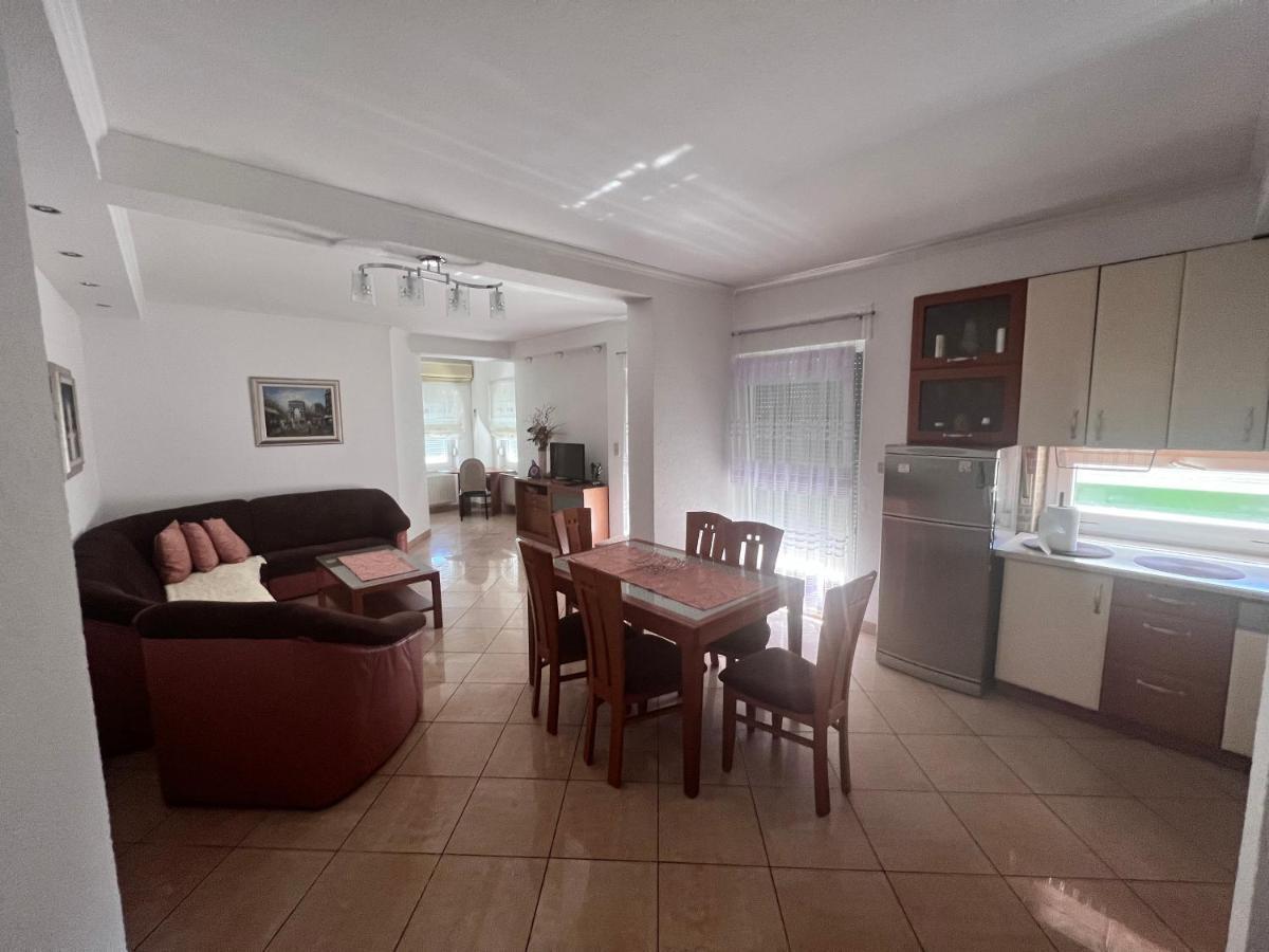 Apartman Ilic Lejlighed Metković Eksteriør billede